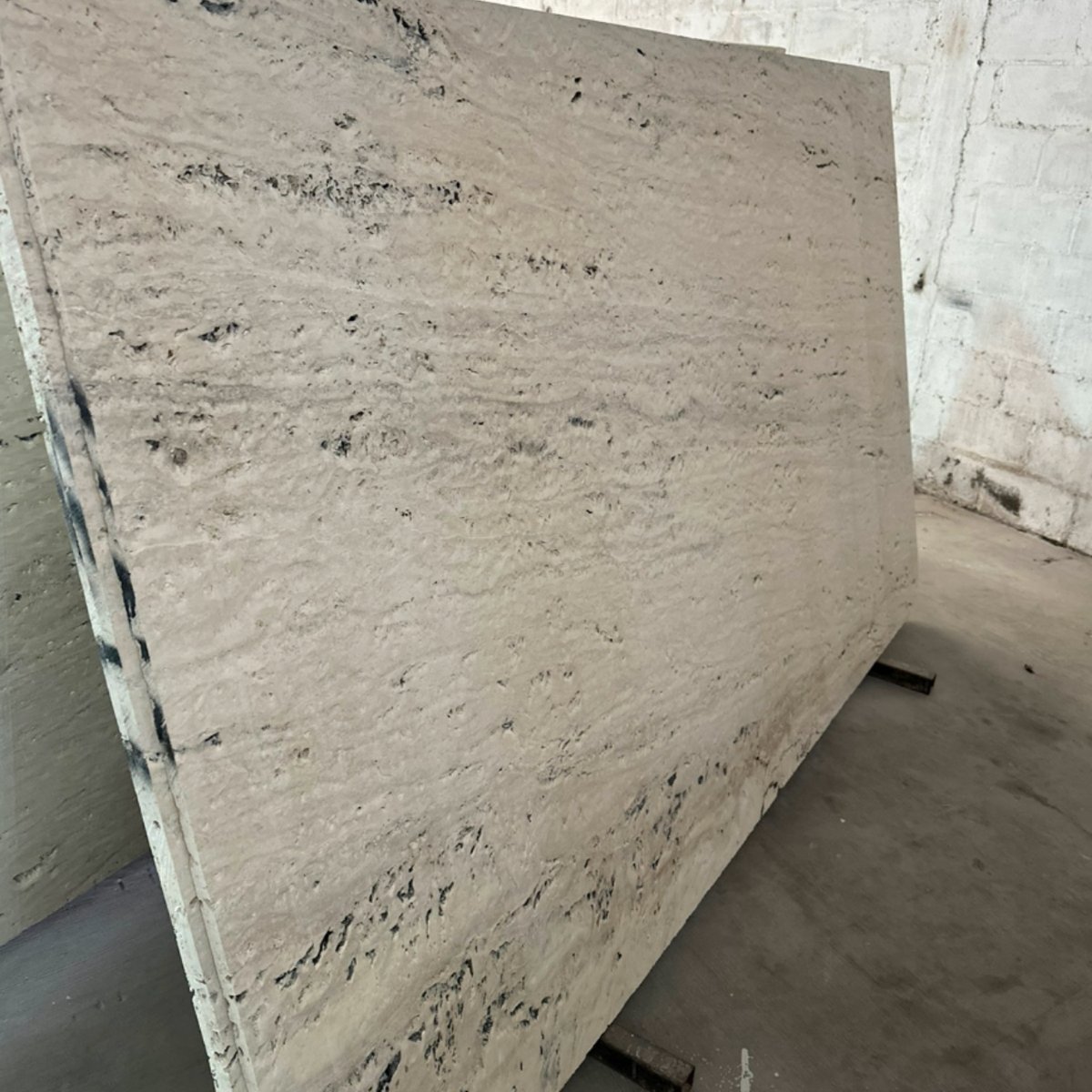 Placas Travertino Romano — Placas travertino romano al corte